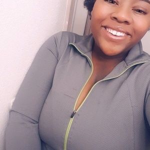 Meet your Posher, Bobbie